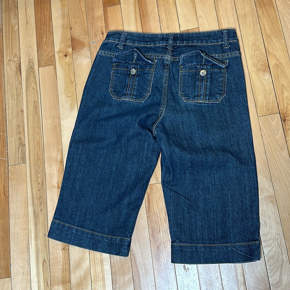 Yuva capris - Picture 3 of 5
